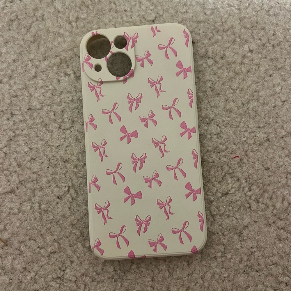SHEIN Cream and Pink iPhone 11 Pro Case with Bow Design